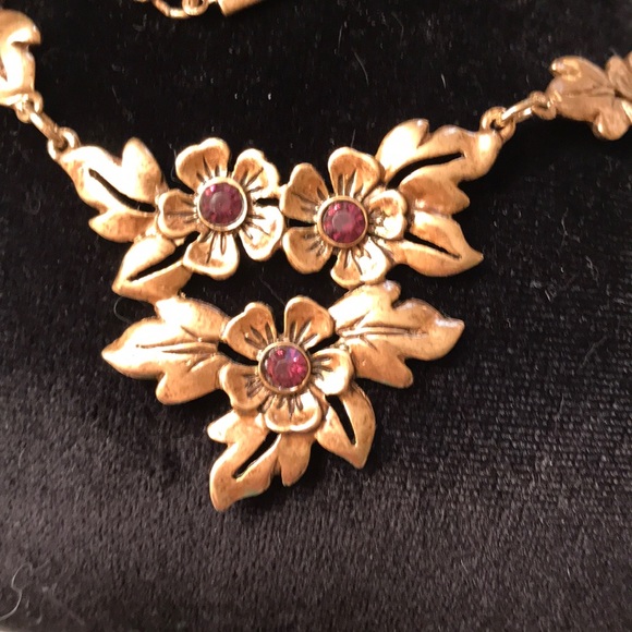 Necklace - Picture 2 of 2